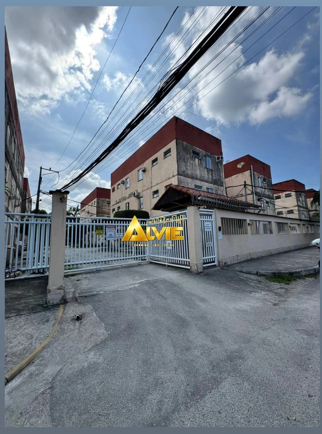 APARTAMENTO - CENTRO DE MARICÁ